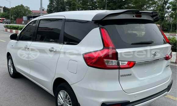 Mua Đã sử dụng Suzuki Ertiga Xe ô tô Mua Đã sử dụng Suzuki Ertiga Xe ô tô