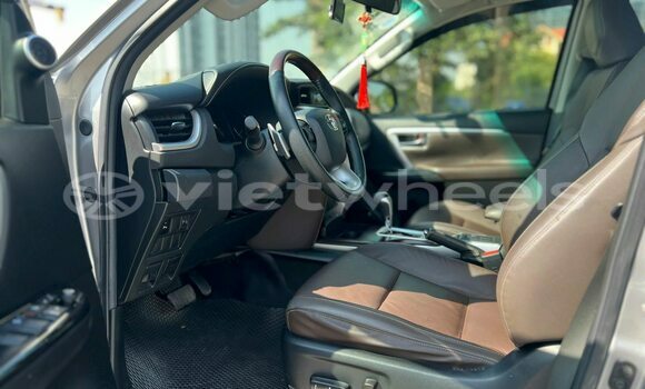 Buy Used Toyota Fortuner Car Buy Used Toyota Fortuner Car