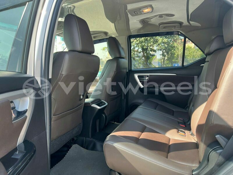 Big with watermark toyota fortuner tinh lam gjong gjam rong 37464