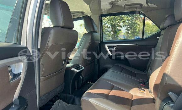 Buy Used Toyota Fortuner Car Buy Used Toyota Fortuner Car