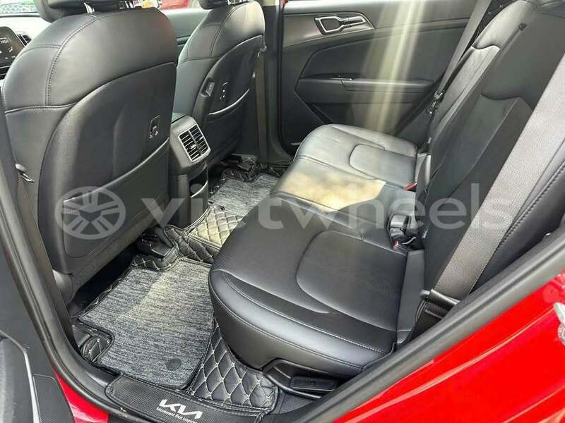 Big with watermark kia sportage hanoi saigon 37465