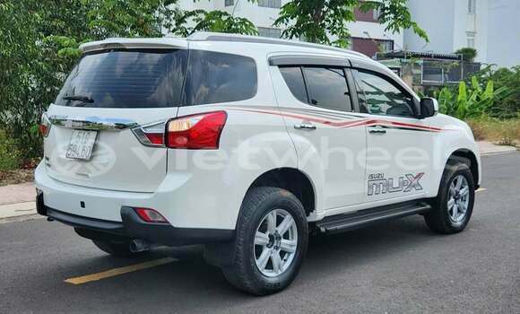 Mua Đã sử dụng ISUZU mu-X Xe ô tô Mua Đã sử dụng ISUZU mu-X Xe ô tô