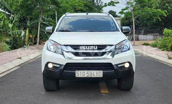 Mua Đã sử dụng ISUZU mu-X Xe ô tô Mua Đã sử dụng ISUZU mu-X Xe ô tô