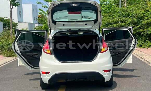 Mua Đã sử dụng Ford Fiesta Xe ô tô Mua Đã sử dụng Ford Fiesta Xe ô tô