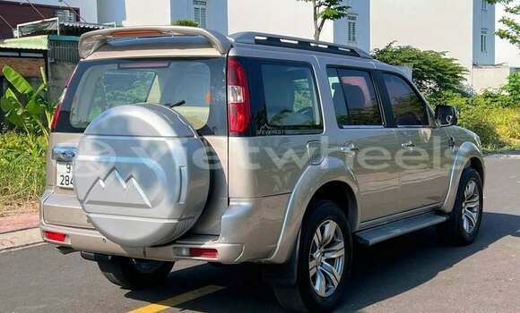 Mua Đã sử dụng Ford Everest Xe ô tô Mua Đã sử dụng Ford Everest Xe ô tô