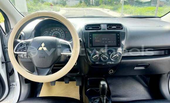 Mua Đã sử dụng Mitsubishi Attrage Xe ô tô Mua Đã sử dụng Mitsubishi Attrage Xe ô tô