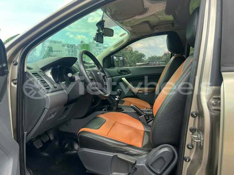 Big with watermark ford ranger tinh lam gjong gjam rong 37491