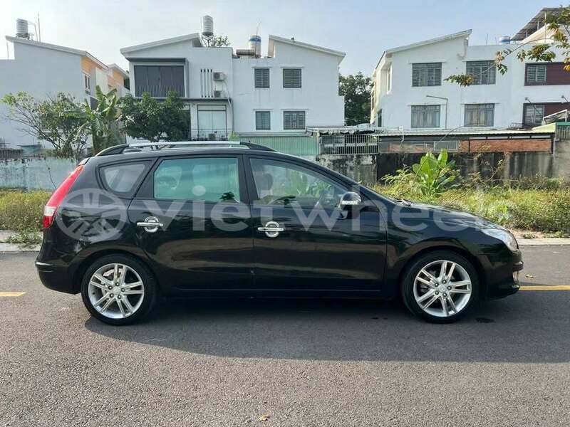 Big with watermark hyundai i30 hanoi saigon 37493