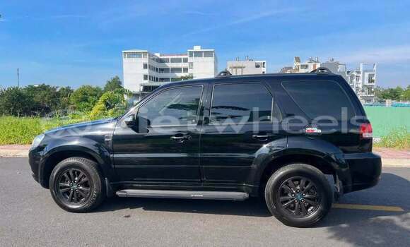 Mua Đã sử dụng Ford Escape Xe ô tô Mua Đã sử dụng Ford Escape Xe ô tô