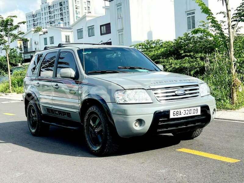 Big with watermark ford escape hanoi saigon 37506