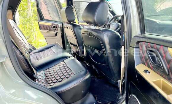 Mua Đã sử dụng Ford Escape Xe ô tô Mua Đã sử dụng Ford Escape Xe ô tô