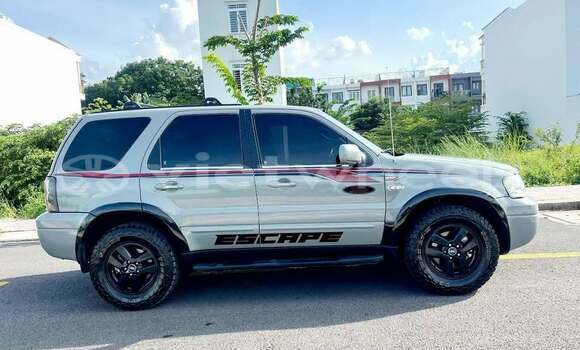 Mua Đã sử dụng Ford Escape Xe ô tô Mua Đã sử dụng Ford Escape Xe ô tô