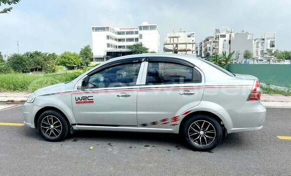 Mua Đã sử dụng Daewoo GENTRA Xe ô tô Mua Đã sử dụng Daewoo GENTRA Xe ô tô