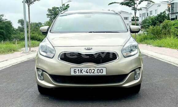 Mua Đã sử dụng KIA Rondo Xe ô tô Mua Đã sử dụng KIA Rondo Xe ô tô