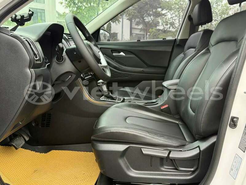 Big with watermark hyundai creta hanoi saigon 37522