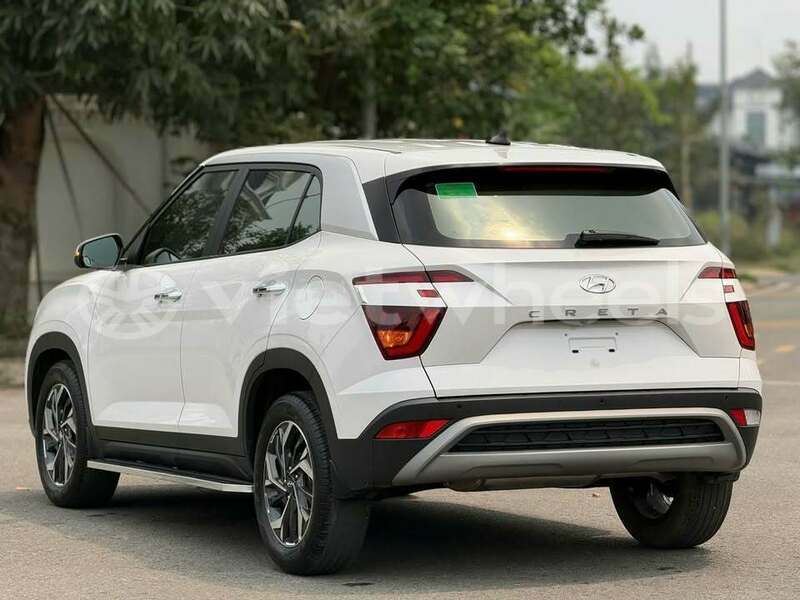 Big with watermark hyundai creta hanoi saigon 37522