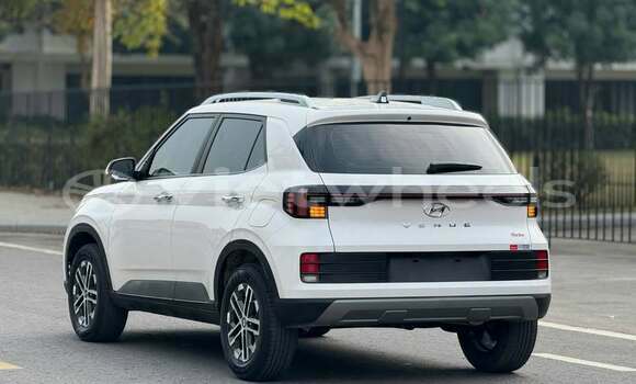 Mua Đã sử dụng Hyundai Venue Xe ô tô Mua Đã sử dụng Hyundai Venue Xe ô tô