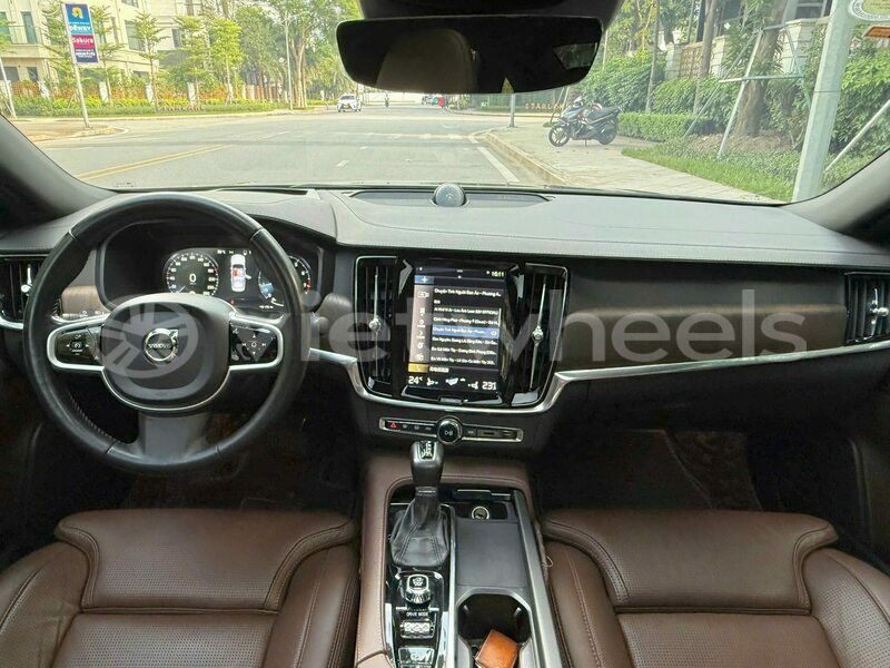 Big with watermark volvo xc90 t8 hanoi saigon 37540