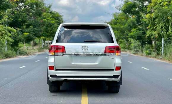 Buy Used Toyota Land Cruiser Car Buy Used Toyota Land Cruiser Car