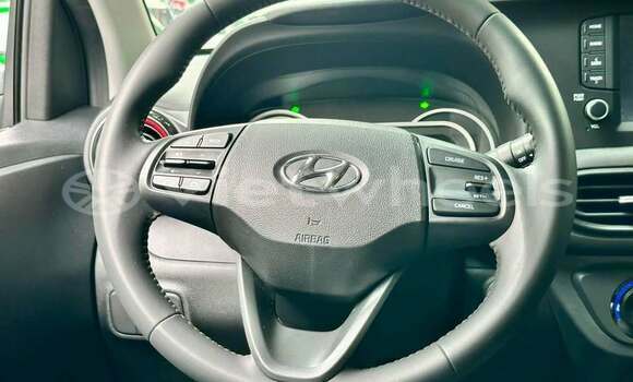 Buy Used Hyundai i10 Car Buy Used Hyundai i10 Car