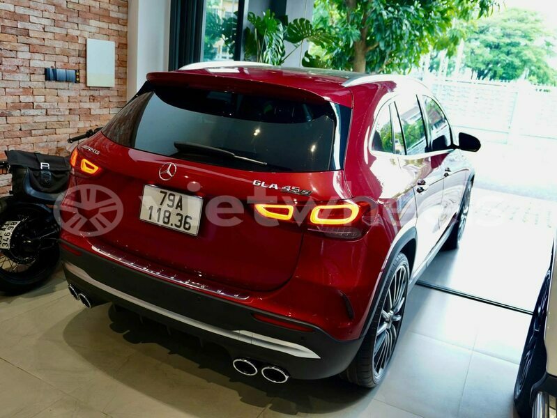 Big with watermark mercedes benz gl hanoi saigon 37578