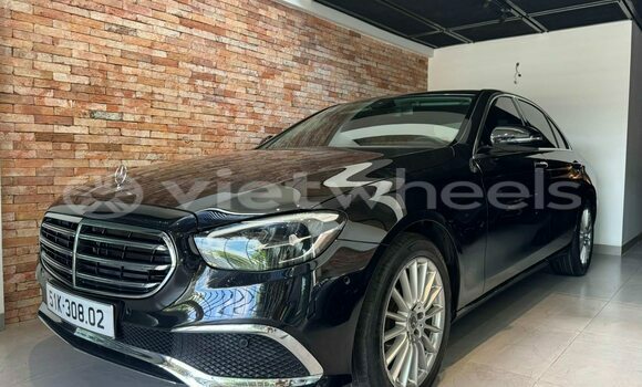 Buy Used Mercedes Benz E-Class Car Buy Used Mercedes Benz E-Class Car