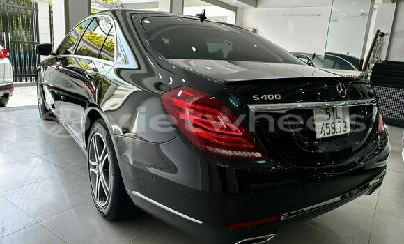 Buy Used Mercedes Benz C-Class Car Buy Used Mercedes Benz C-Class Car