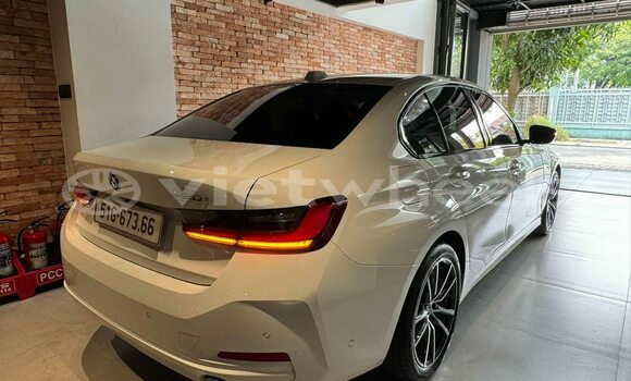 Buy Used BMW 320i Car Buy Used BMW 320i Car