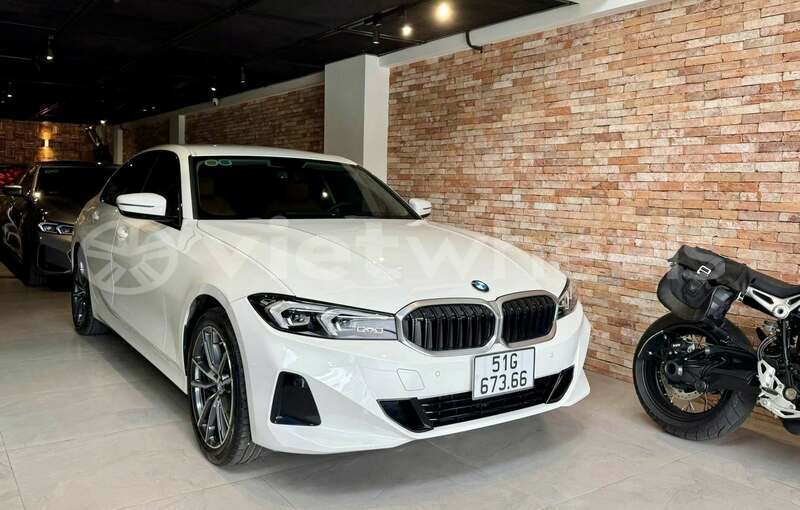 Big with watermark bmw 320i tinh lam gjong gjam rong 37584