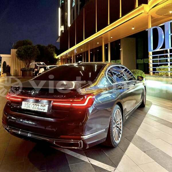 Big with watermark mercedes benz e class tinh lam gjong gjam rong 37585