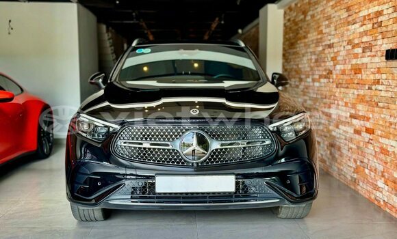 Buy Used Mercedes Benz C-Class Car Buy Used Mercedes Benz C-Class Car