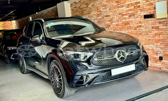 Buy Used Mercedes Benz C-Class Car Buy Used Mercedes Benz C-Class Car