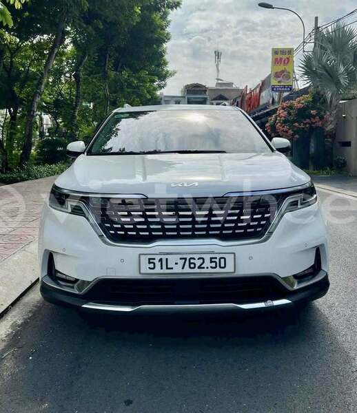Big with watermark kia carnival tinh lam gjong gjam rong 37600