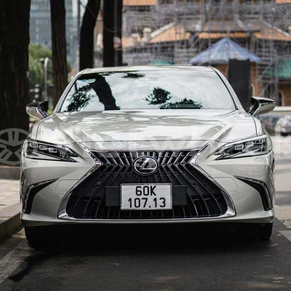 Big with watermark mercedes benz e class tinh lam gjong gjam rong 37602