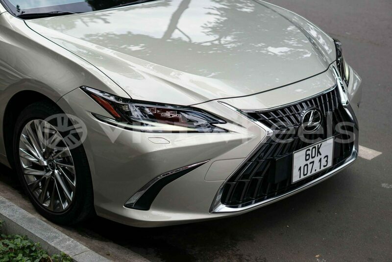 Big with watermark mercedes benz e class tinh lam gjong gjam rong 37602