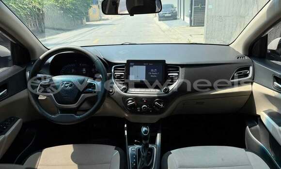 Buy Used Hyundai Accent Car Buy Used Hyundai Accent Car