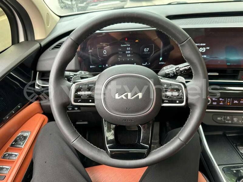 Big with watermark kia carnival tinh lam gjong gjam rong 39021
