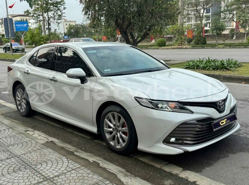 Big with watermark toyota camry tinh lam gjong gjam rong 39046