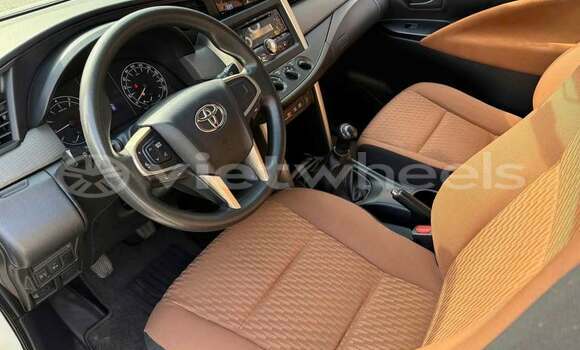 Buy Used Toyota Innova Car Buy Used Toyota Innova Car