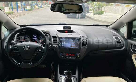 Mua Đã sử dụng KIA CERATO Xe ô tô Mua Đã sử dụng KIA CERATO Xe ô tô