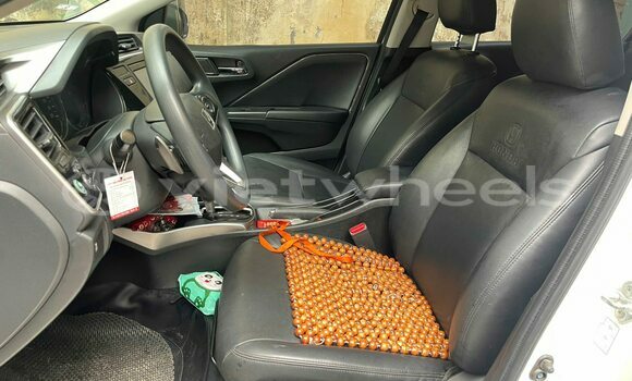 Buy Used Honda CITY Car Buy Used Honda CITY Car
