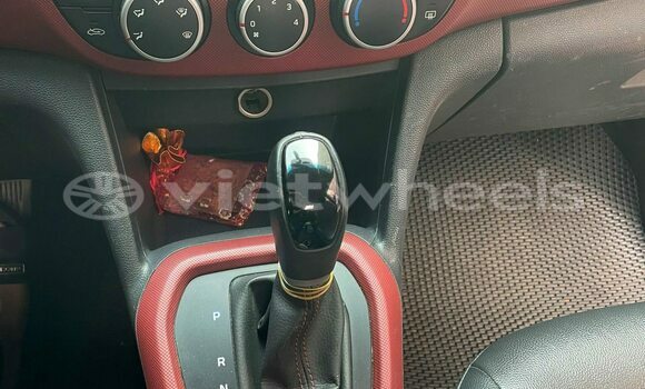 Buy Used Hyundai i10 Car Buy Used Hyundai i10 Car