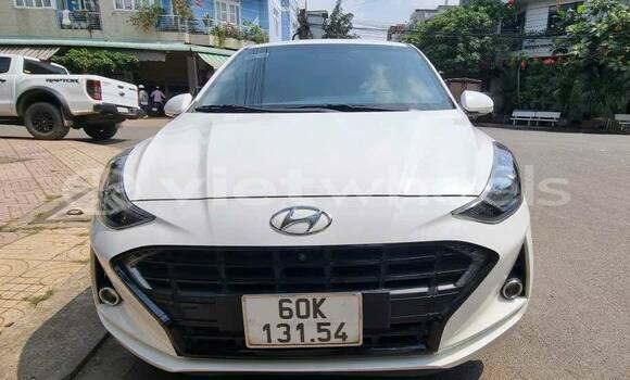 Buy Used Hyundai i10 Car
