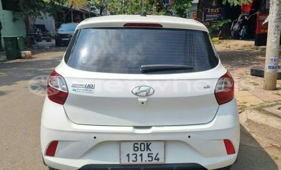 Buy Used Hyundai i10 Car Buy Used Hyundai i10 Car