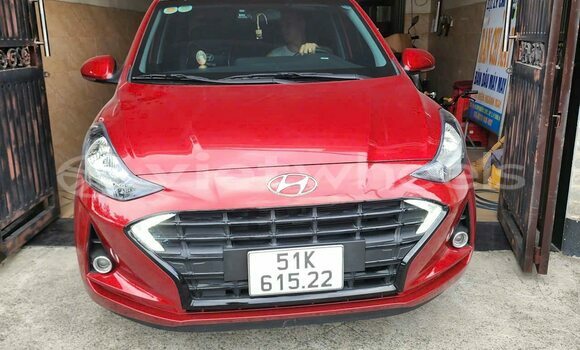Buy Used Hyundai i10 Car
