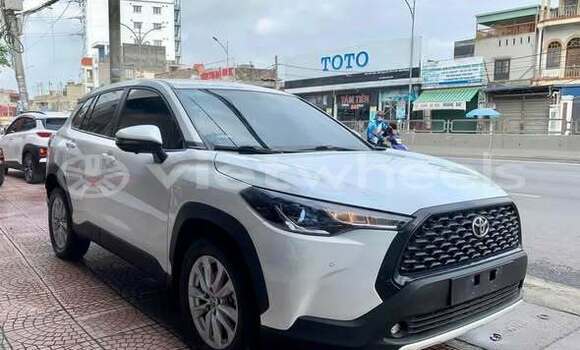 Buy Used Toyota CROSS Car Buy Used Toyota CROSS Car