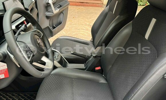 Mua Đã sử dụng Toyota Raize Xe ô tô Mua Đã sử dụng Toyota Raize Xe ô tô