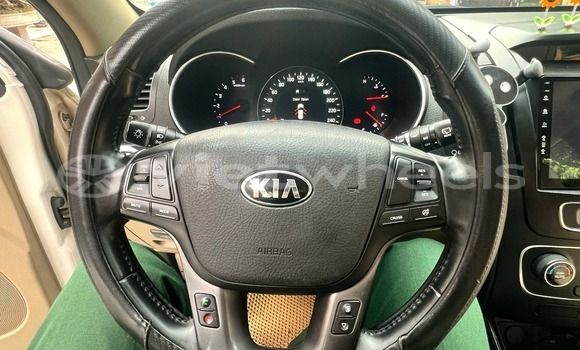 Buy Used KIA Sorento Car Buy Used KIA Sorento Car