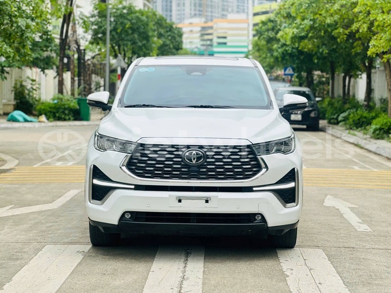 Big with watermark toyota innova tinh lam gjong gjam rong 39200