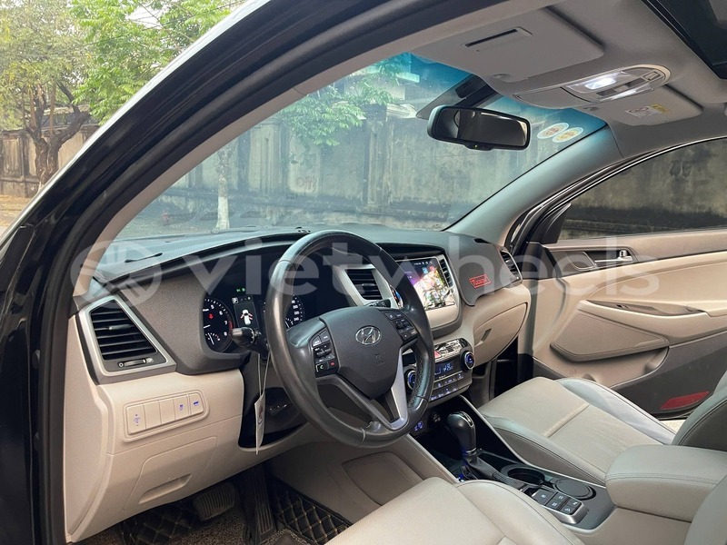 Big with watermark hyundai tucson hanoi saigon 39249
